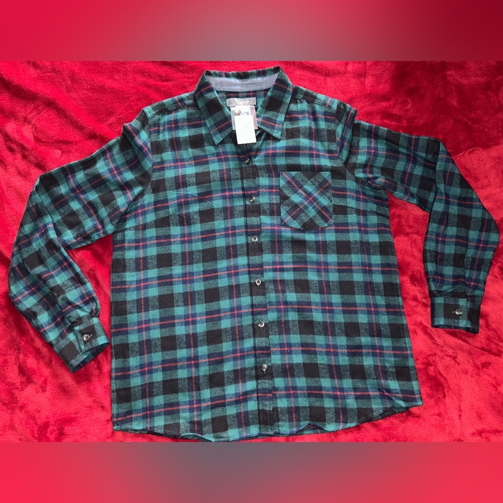 Bass Pro Women’s Flannel, brand new!